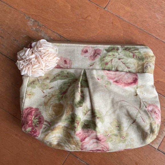 Handmade Cluth - Picture 1 of 6